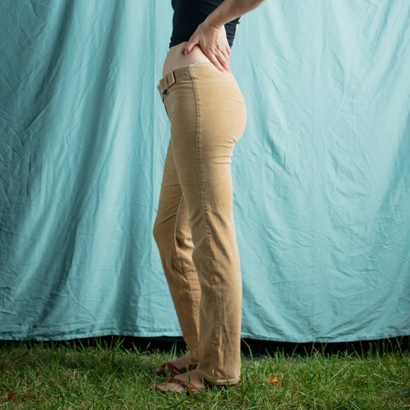 BEBE | 2000s Low Rise Tan Corduroy Pants with Belt - Picture 2 of 4